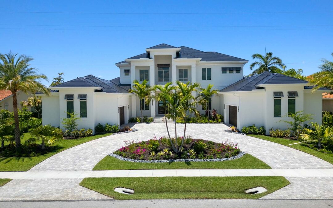 Roberts Bay Retreat | Luxury Modern Design