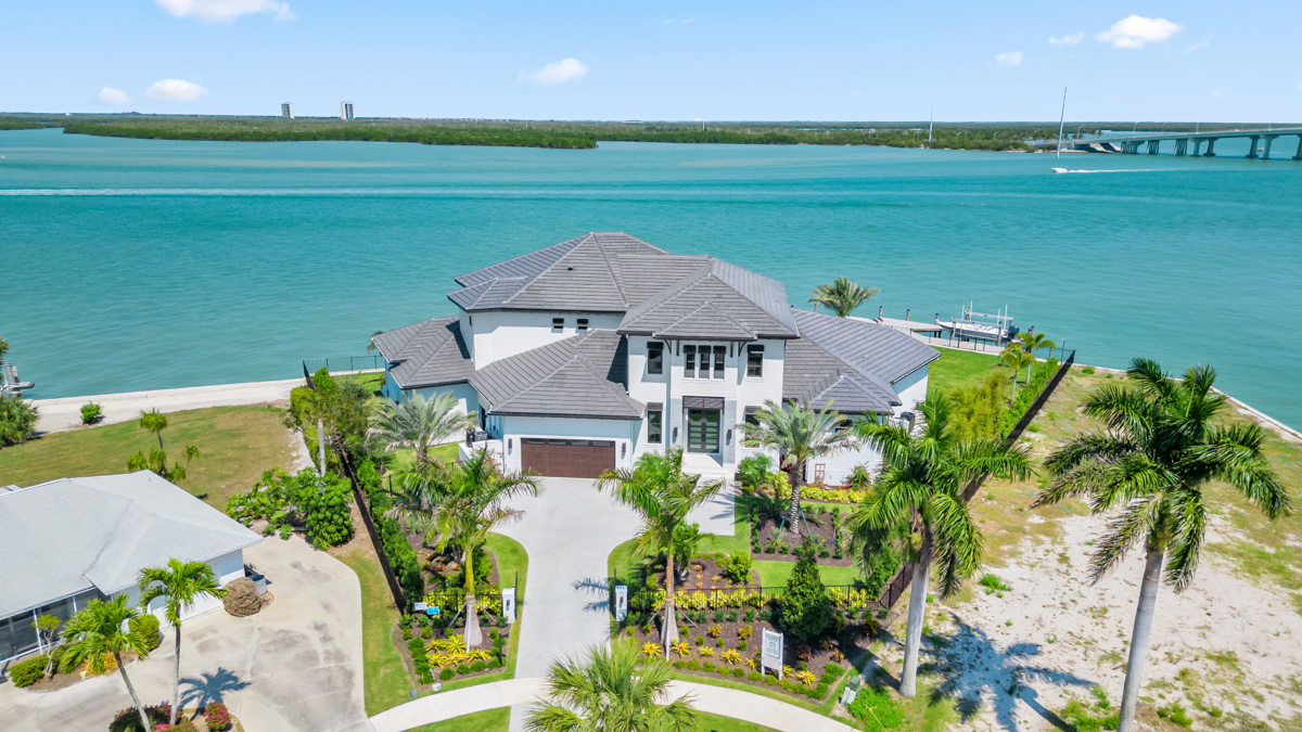 Naples Custom Home Builder - R.K. Reiman Construction